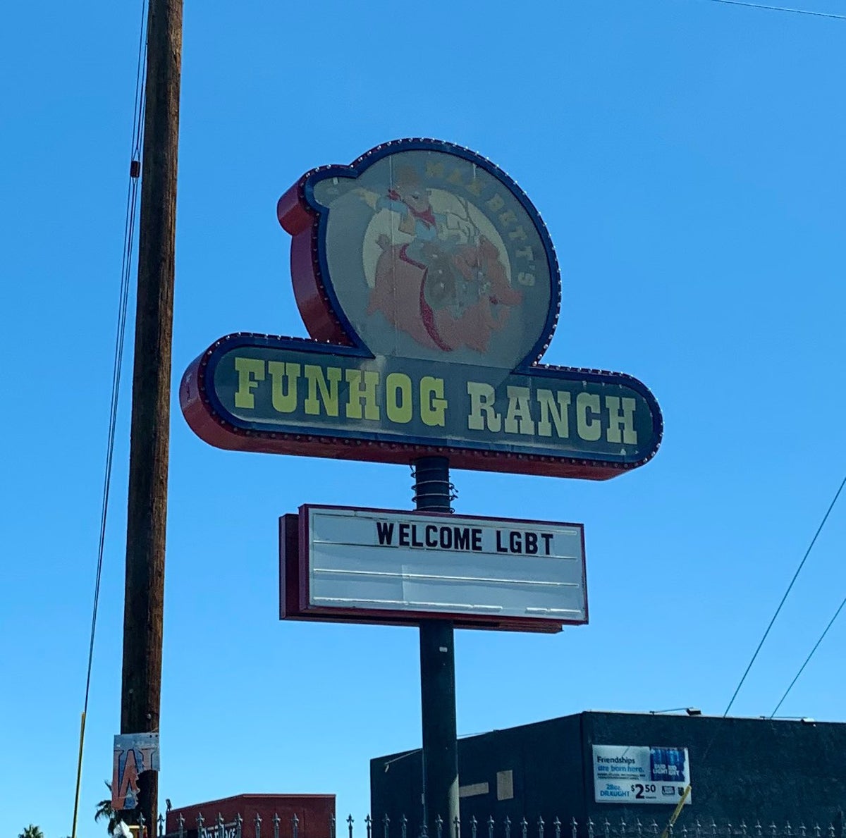 funhog | MLTSHP